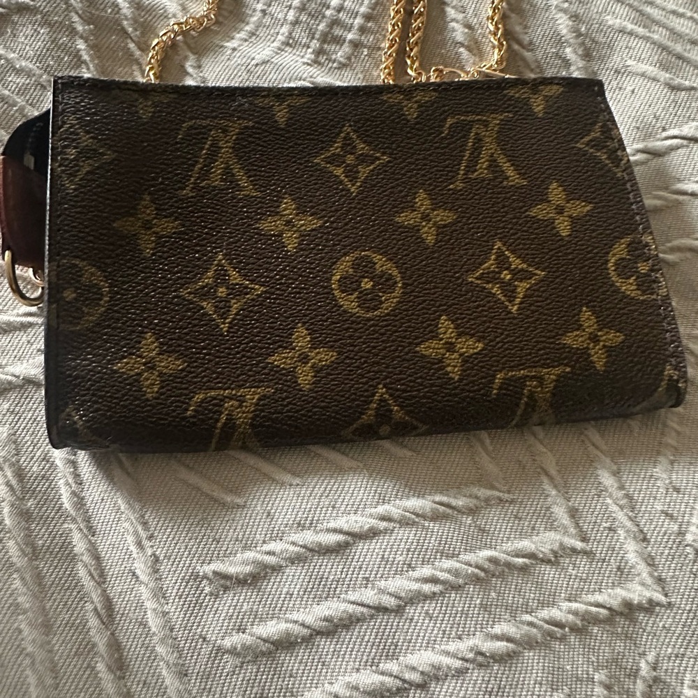 Louis Vuitton pochette with coa - Picture 4 of 9
